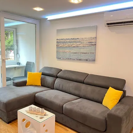 Imperium Iii Apartment